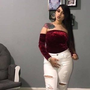 Meet your Posher, Leandra